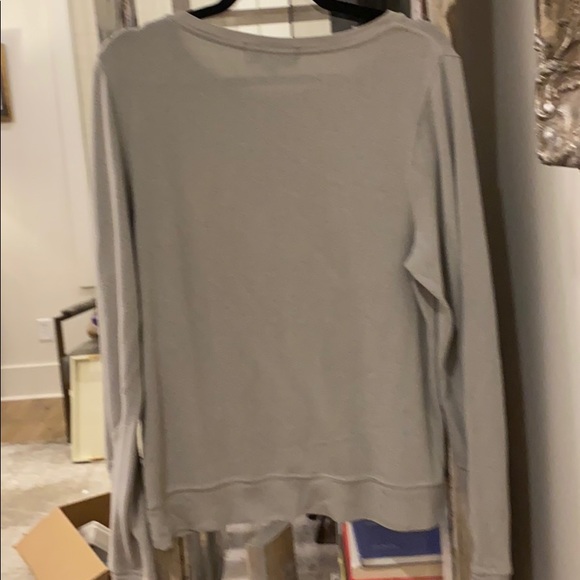 WILDFOX:oversized “ HAPPY “ lightweight sweatshirt - Picture 5 of 5
